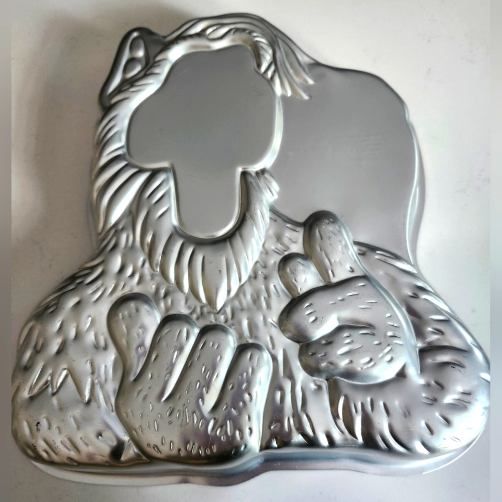 Vintage 1988 Alf Walton Cake Pan